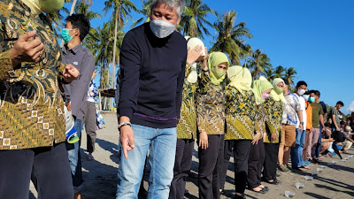 Pelepasan Bayi Penyu Ala Kampung Kreasi Desa Wiringtasi Suppa Pinrang