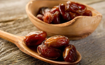 هل أكل التمر يسرع الولادة؟