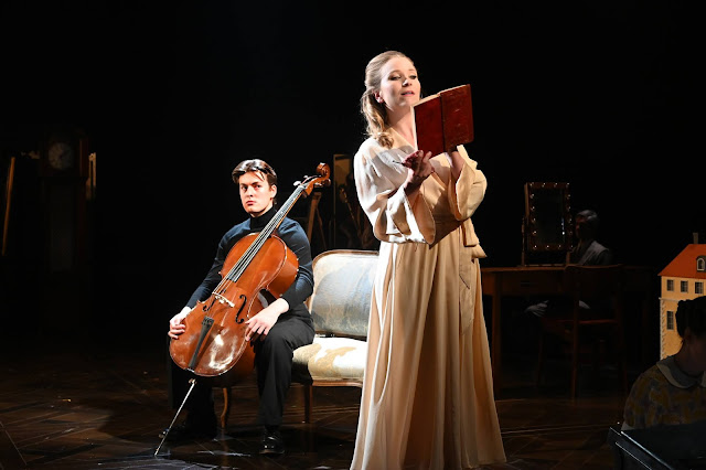 Sondheim: A Little Night Music - Laurence Kilsby, Corinne Cowling - Opera North, Leeds Playhouse (Photo Sharron Wallace)