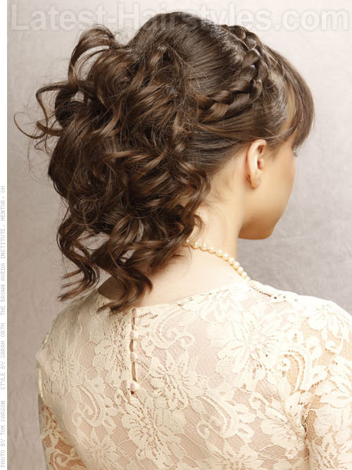 Fiery redhead: hair ideas for prom.