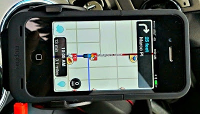 App Waze para el teléfono móvil