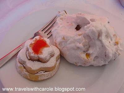 Mexican breakfast pastries at Kaffe Bondy in Mexico City