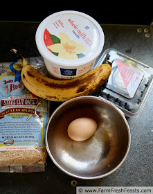 photo of ingredients used to make blueberry banana muffins with steel cut oats