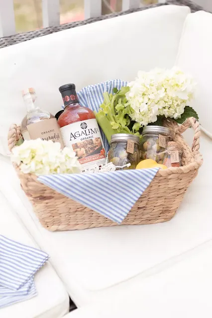 40 DIY Gift Baskets