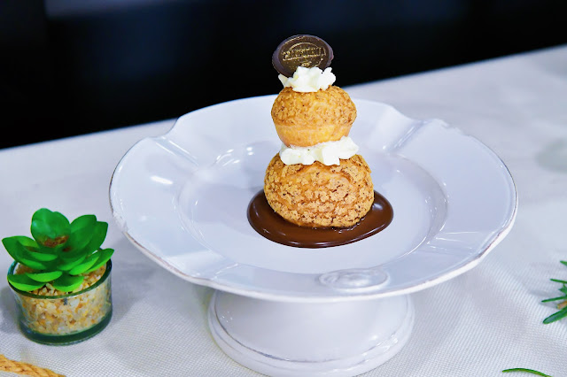 Iced Coffee Cheesecake Cream Puffs