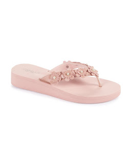 https://www.steinmart.com/product/eva+thong+sandal+with+flowers+%26+pearls+74397233.do?sortby=ourPicksAscend&page=22&refType=&from=fn&selectedOption=100462