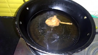Once_oil_is_hot_add_chicken_pieces_into_it