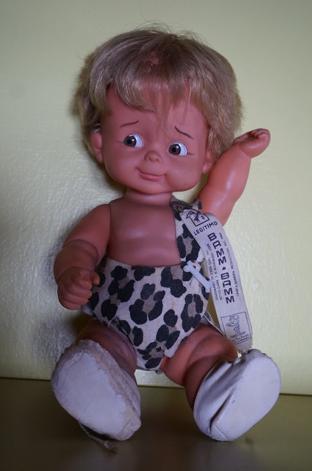 une poupée Bamm Bamm de 1964 des Flintstones   60s Hanna Barbera Bamm Bamm doll