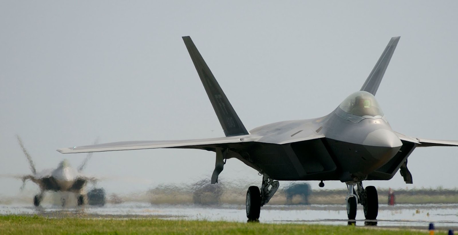 F-22 stealth fighter