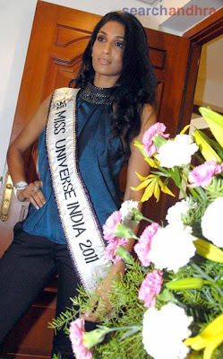 Miss Universe India 2011 Vasuki Sunkavalli