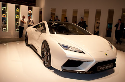  2011 Lotus Esprit 5.0 liter V8 with 620 hp and 720 Nm