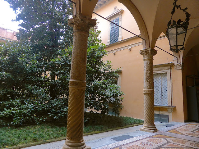 Bologna-Palazzo-Boncompagni