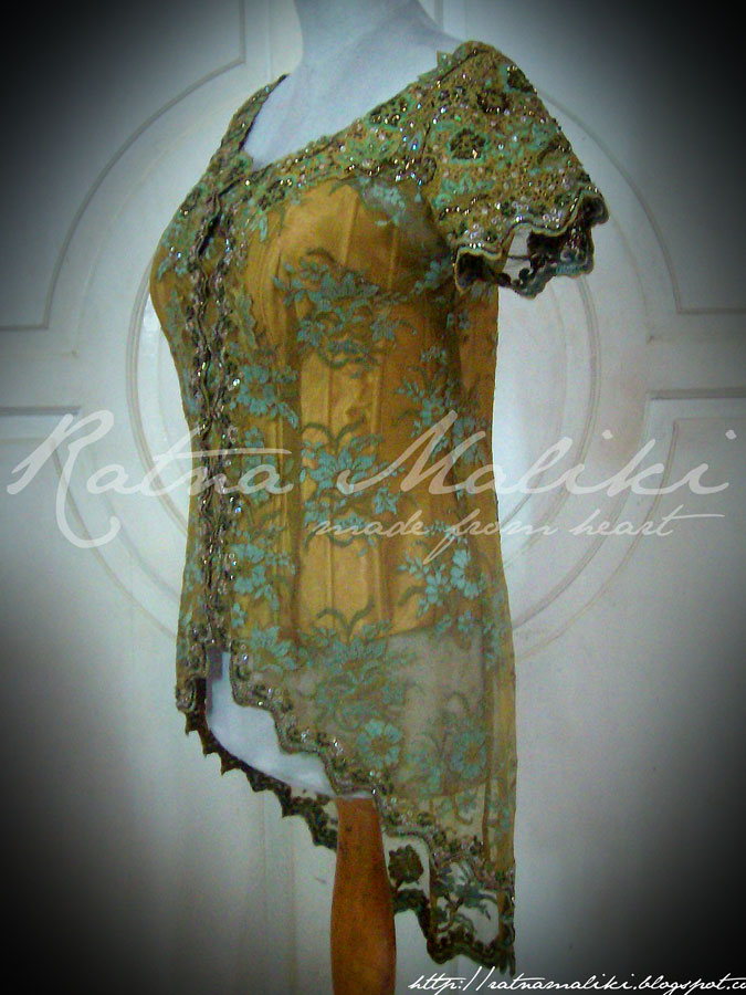 Kebaya Encim Modern Lengan Pendek  hairstylegalleries.com