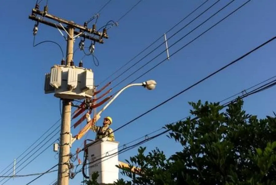 Últimos dias para as inscrições do concurso de eletricista da Cemig