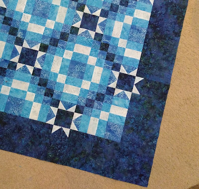 Mostly Clear quilt top corner detail
