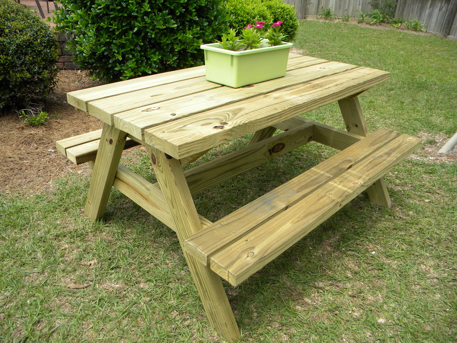 Kids Picnic Table Plans