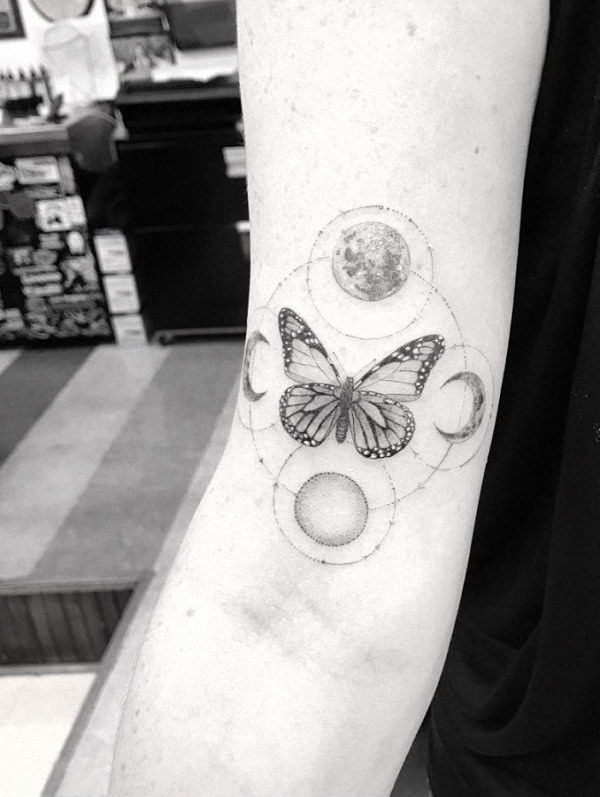 este_geomtricas_borboleta_e_a_lua_tatuagem