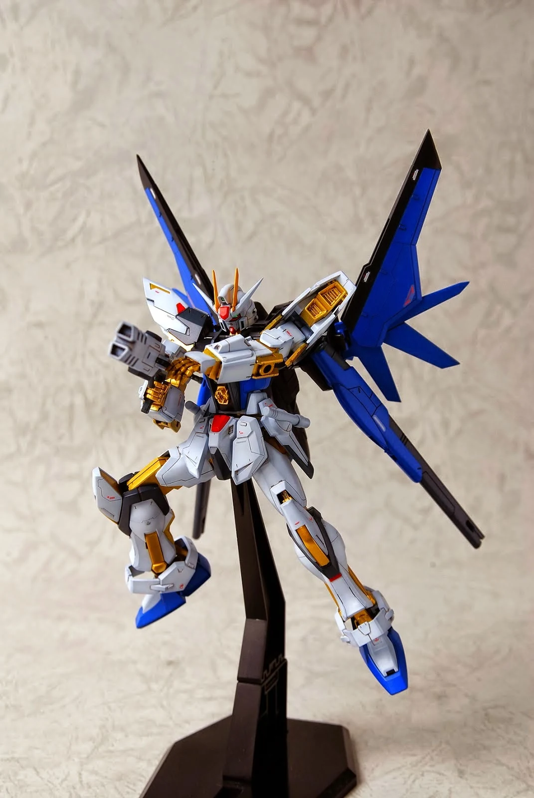 Custom Build: HGBF 1/144 Build Strike Gundam Full Package [Strike Freedom Colors]