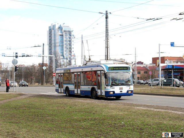 АКСМ-321 в Риге на маршруте №17