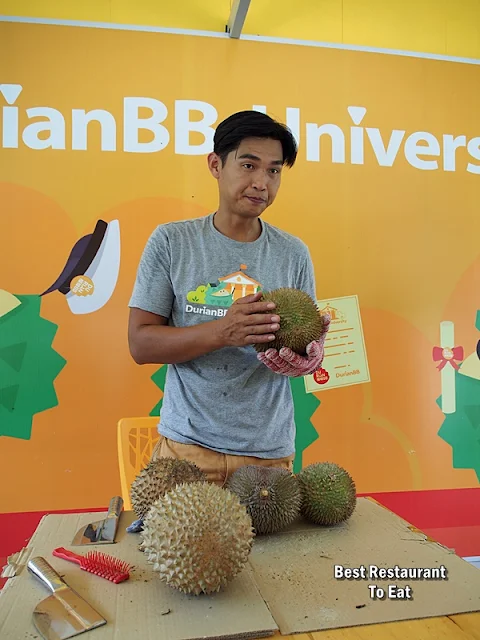 Learn How to Choose the Perfect Durian