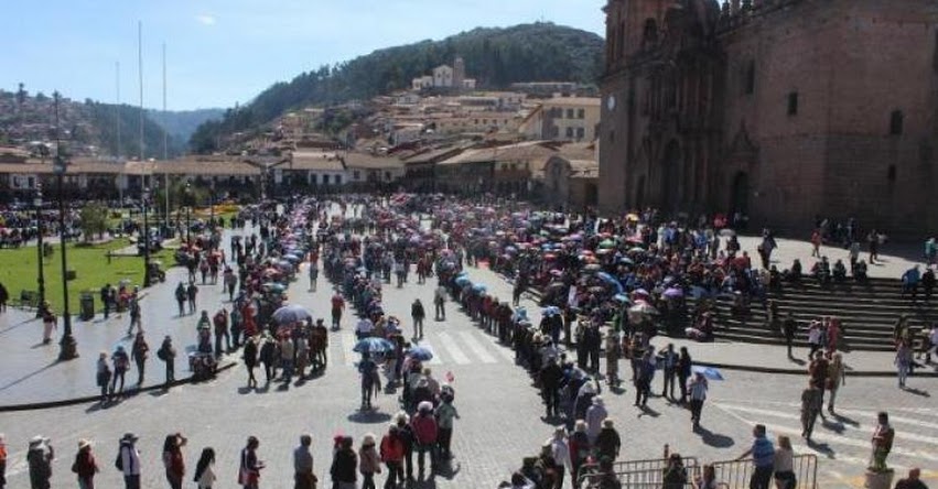 Este sábado se reanudaría diálogo entre docentes en huelga y el MINEDU