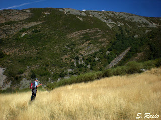 Descenso hacia la pista de Salentinos