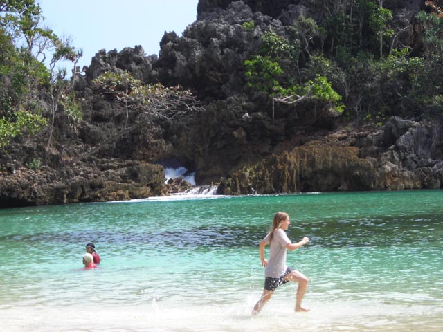 Download this Pulau Sempu Dapat Ditempuh Dari Malang Melalui Pantai Sendang Biru picture