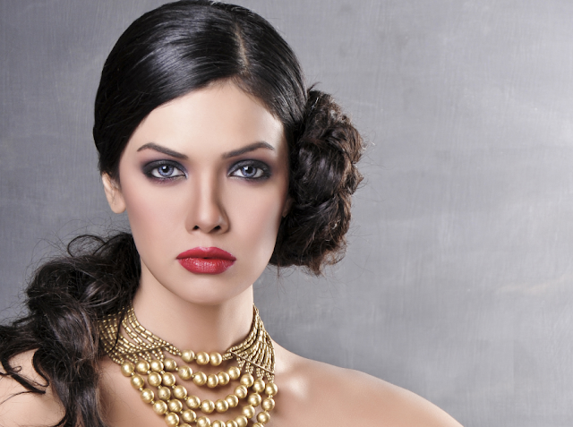 Sara Loren Pics Wallpapers