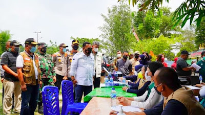 Bupati Kampar  Mulai Tinjau Pelaksanaan Vaksinasi Keliling