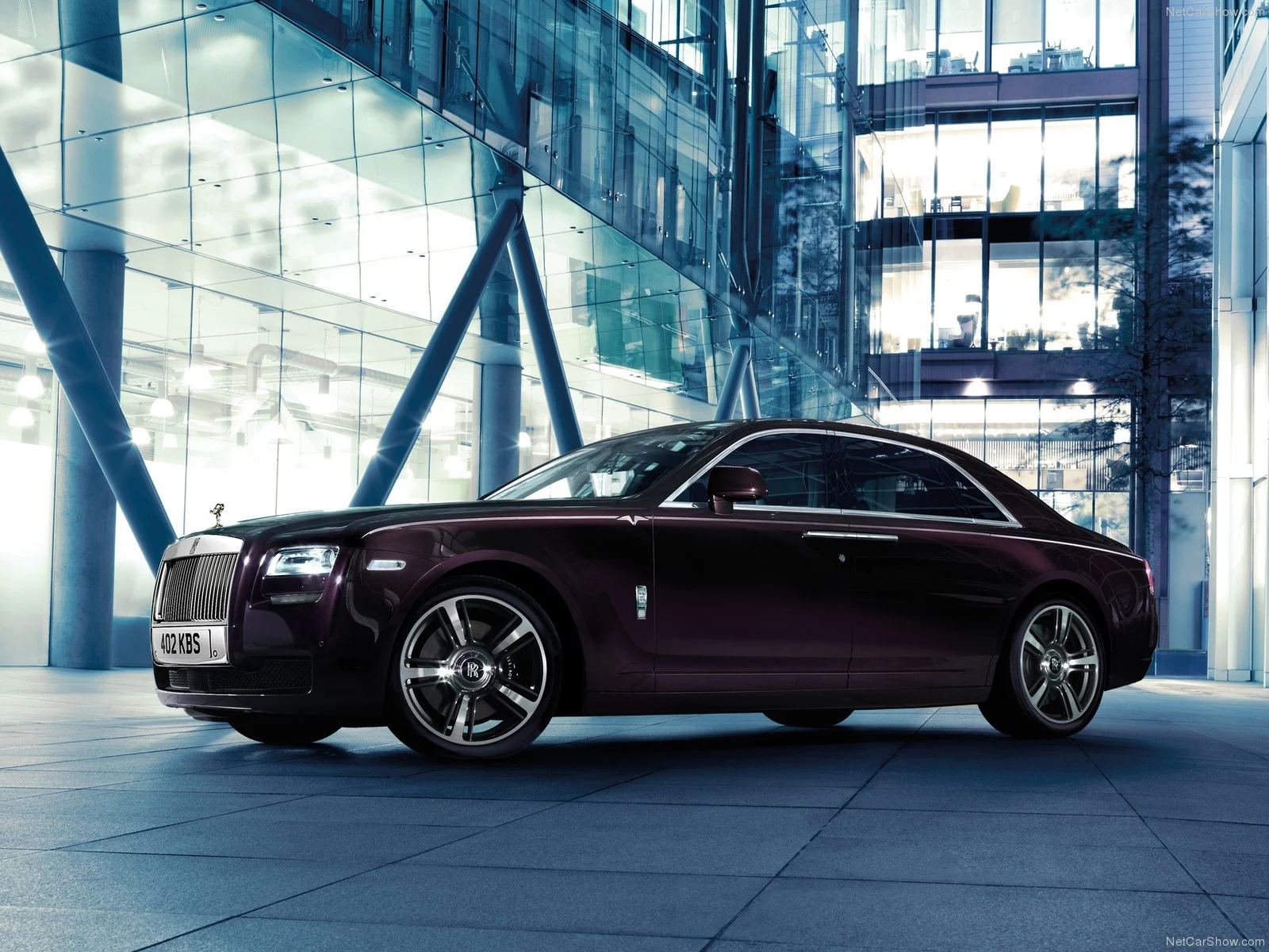 Hình ảnh xe siêu sang Rolls-Royce Ghost V-Specification 2015 & nội ngoại thất