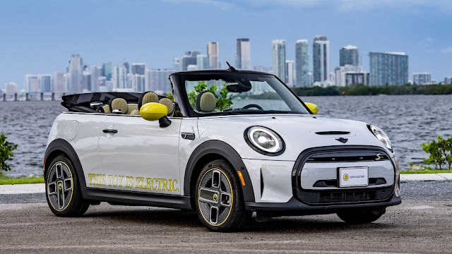 Mini Cooper SE Convertible Debuts As Electric One-Off Hinting At Future