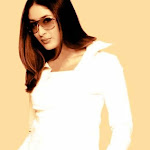 KAREENA41.jpg