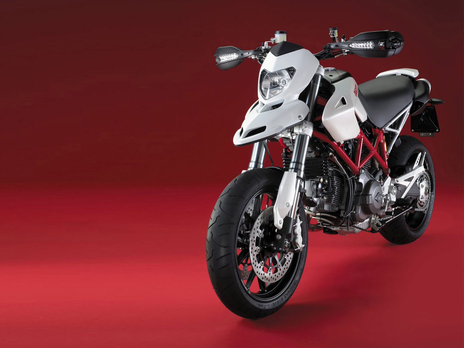 Motorcycle Desktop Wallpaper. 2009 DUCATI Hypermotard 1100