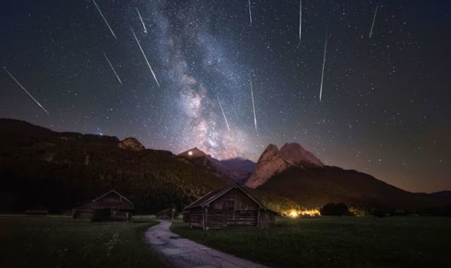 Mưa sao băng Perseid 2021