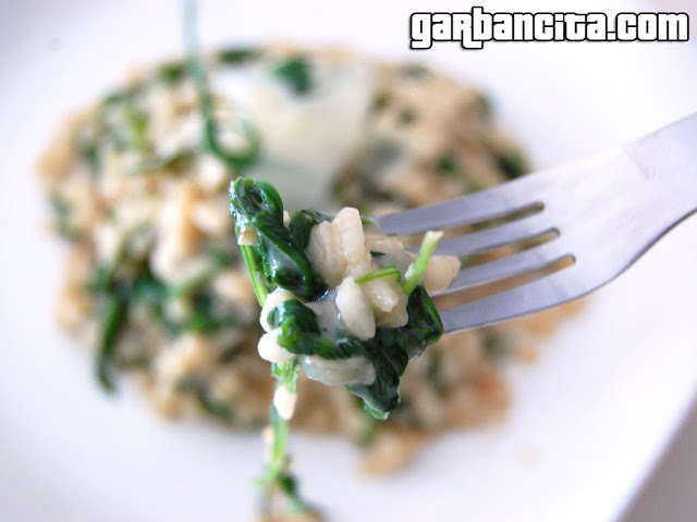 Risotto de rúcula y gongonzola picante