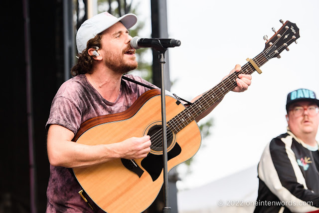 The Strumbellas at Riverfest Elora on August 20, 2022 Photo by John Ordean at One In Ten Words oneintenwords.com toronto indie alternative live music blog concert photography pictures photos nikon d750 camera yyz photographer