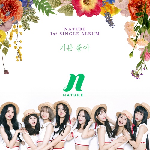 Download Lagu Nature - Girls and Flowers