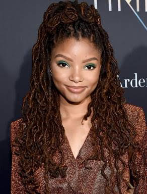 Halle Bailey será Ariel en la nueva versión de acción real de LA SIRENITA de Disney