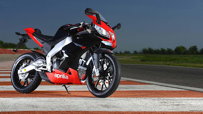 aprilia-new-latest-model-bikes-image