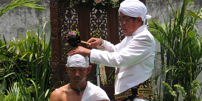 Tradisi Ruwatan di  Jawa  Sebuah Ritual untuk Membuang Nasib 