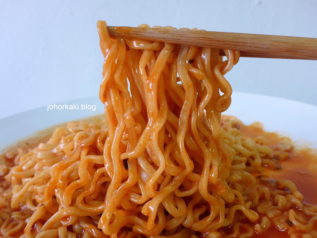 Samyang-Spicy-Cheese-Ramen-Instant-Noodle