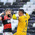 Flamengo goleia Santos no Maracanã no retorno de Gabigol, que marca dois gols