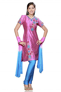 https://blogger.googleusercontent.com/img/b/R29vZ2xl/AVvXsEh6HqbopZ1IKP04qaXHHicr6725dZUJSYnWvFr9eIVDdRjPOVSKYYGEF440ddMh7KWJkCOyBNxCeeMgdNbOjZxA3V7T6h5XOY29NfAWmCbjeK8tXWsG78DubBST9gOp5LmeVEY0qKTxTYq2/s640/Flattering+Pink+Handloom+Silk+Suit+With+Zari+Embroidery.jpg