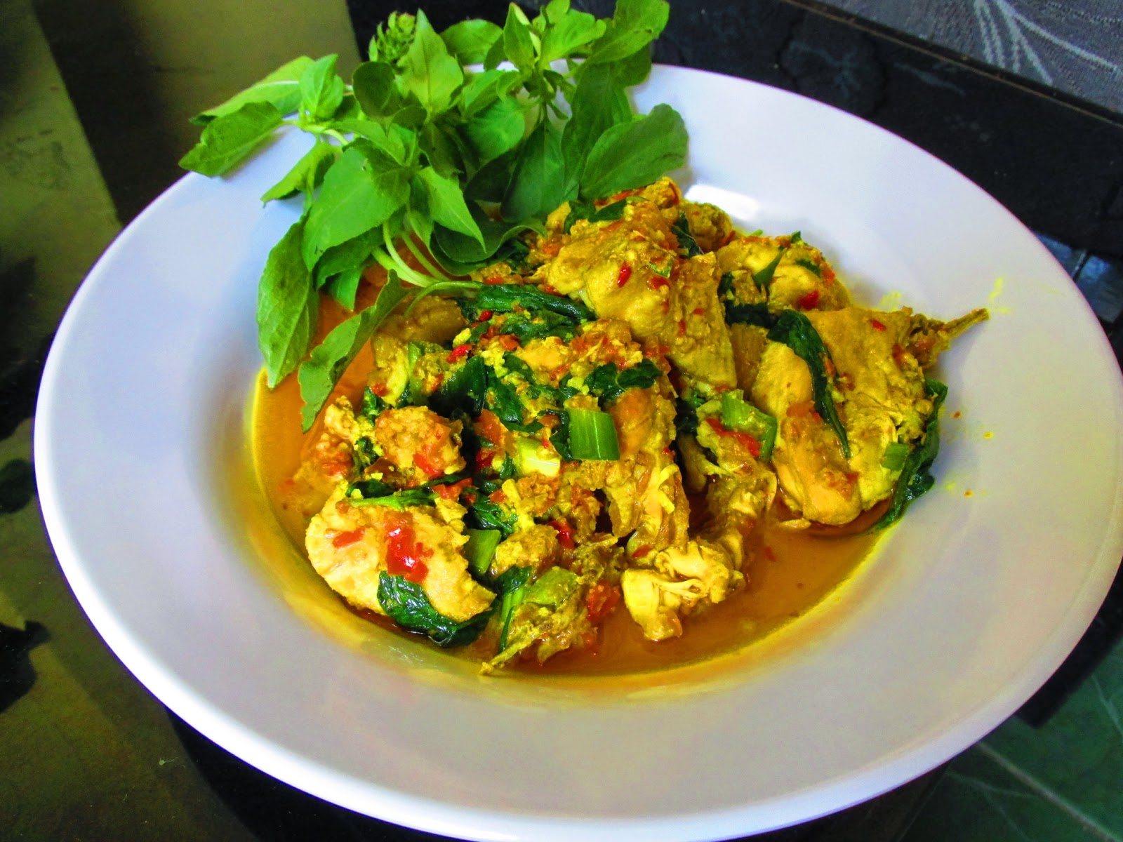 Resep dan cara membuat Ayam kemangi bumbu kuning Chop