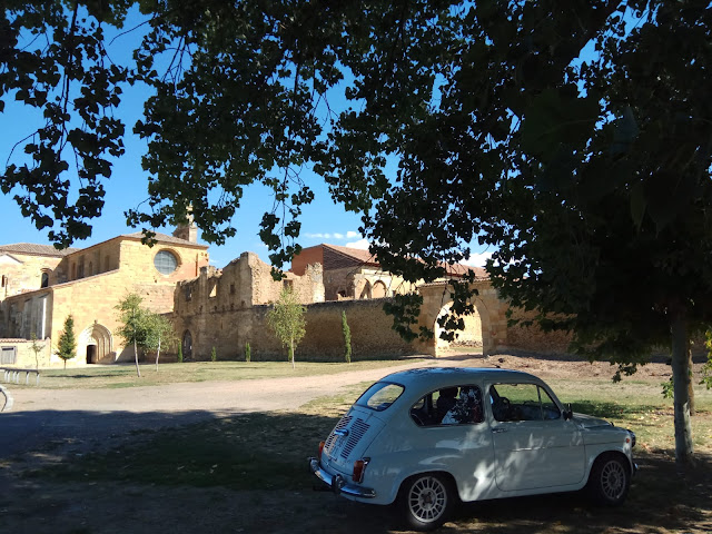 Monasterio de Santa María de Sandoval en Villaverde de Sandoval | Mansilla Mayor | Monasterio Cisterciense