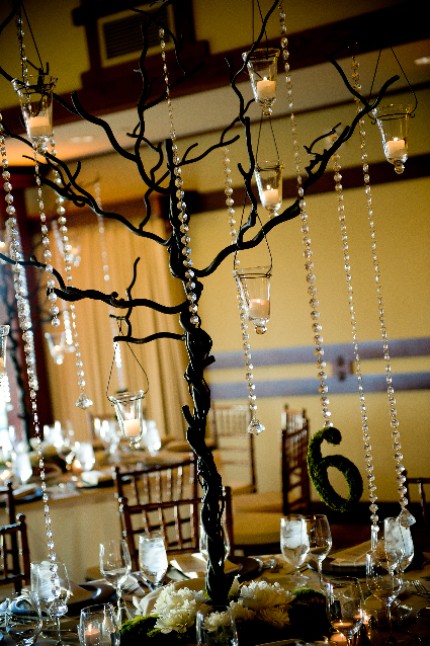 Moss Decorations from Dream Green Weddings