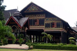 Nama Rumah Adat Aceh Jaya