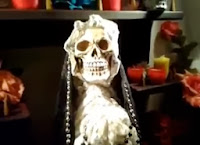 Altar dia de los muertos Mexico. La santa muerte mexicana en Cadiz.