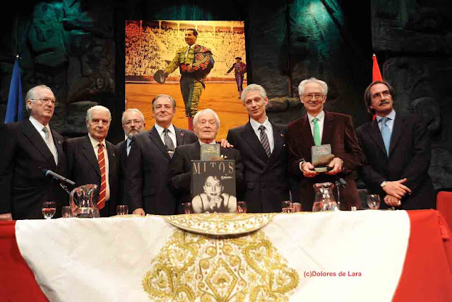 ACTO DE ENTREGA VIII PREMIO “LA FÁBULA LITERARIA VICENTE ZABALA”