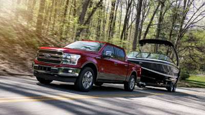 Enjoy best-in-class capabilities with the 2018 Ford F-150 Power Stroke Diesel engine